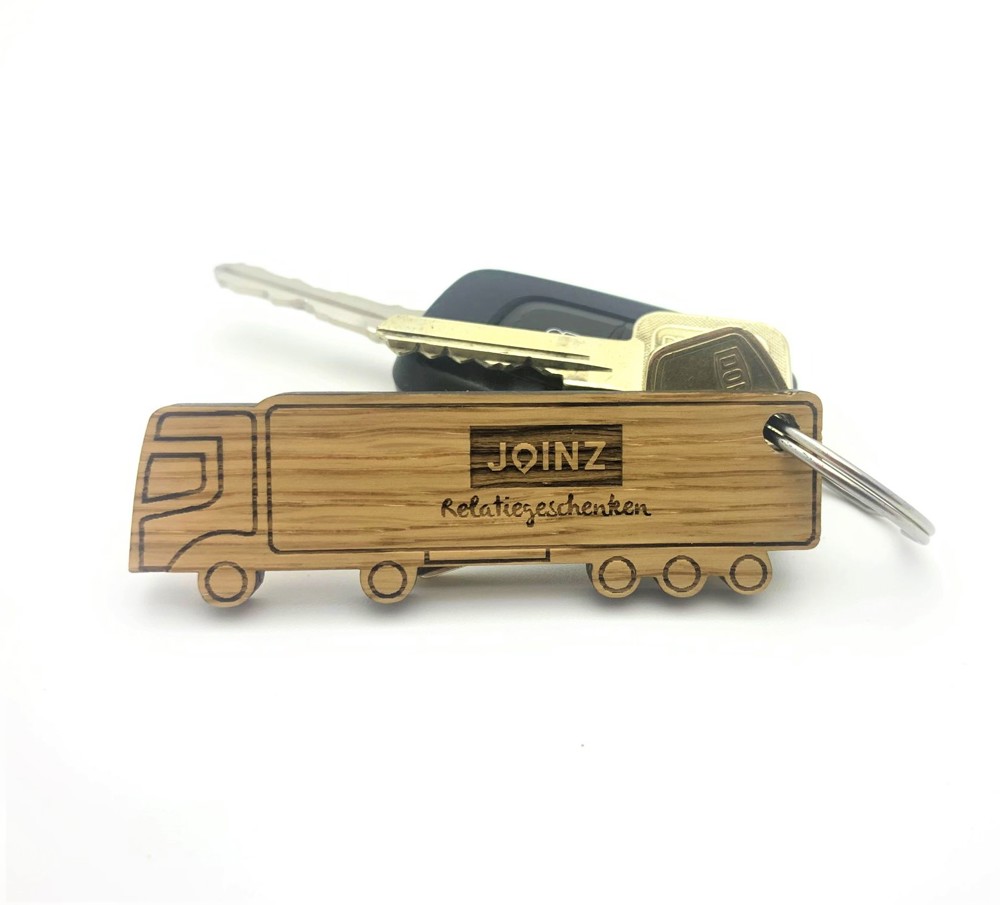 Vrachtwagen sleutelhanger eiken