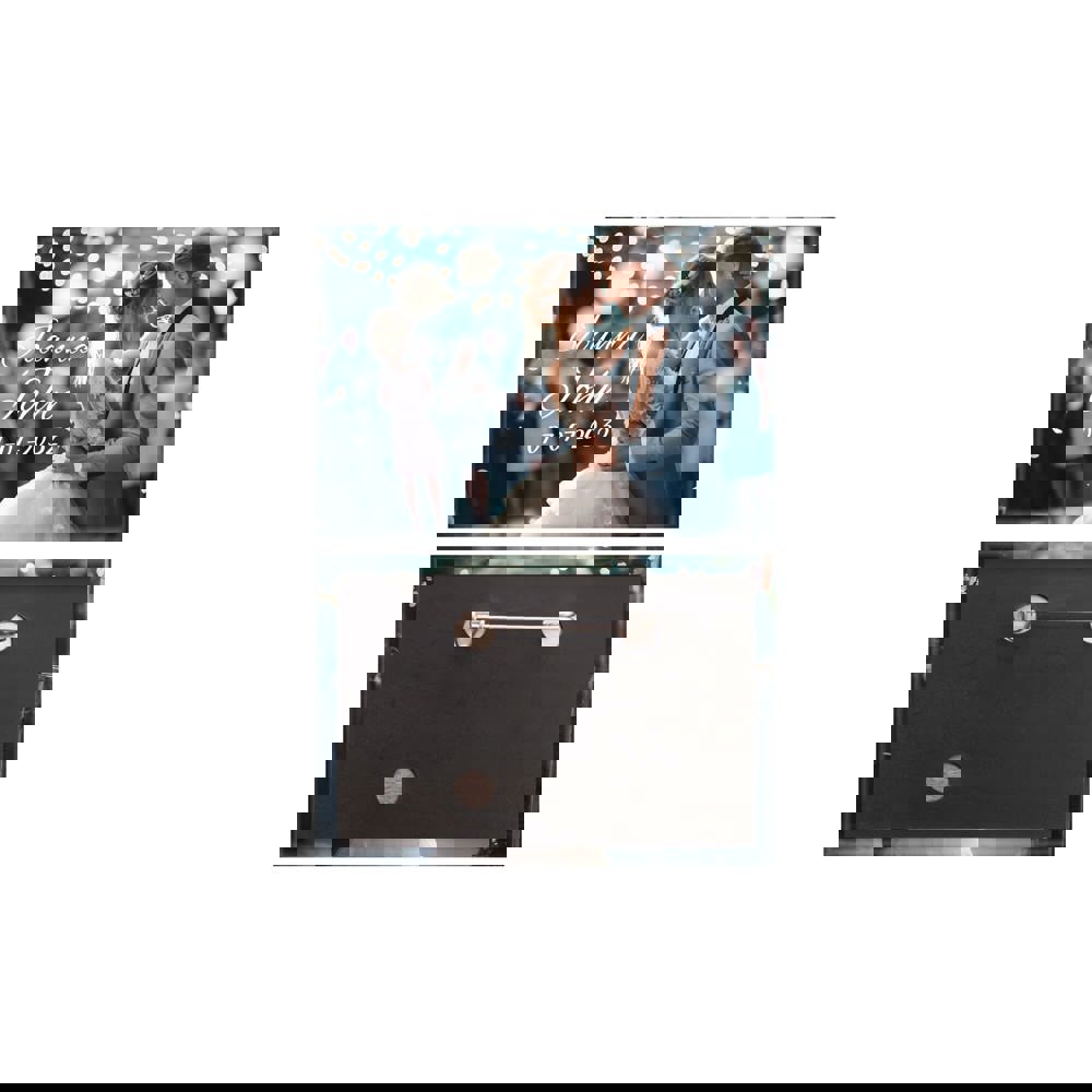 Metalen button, rechthoekig 78x53 mm, achterkant met horizontale speld